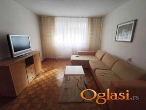 DVOSOBAN 54m2 Detelinara